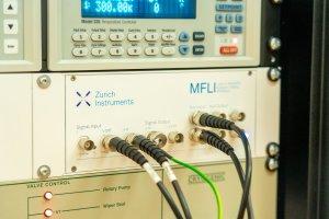 Magnetometer, Cryogen Free Measurement System (CFMS)