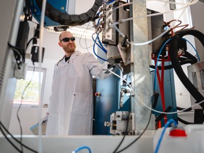 Center odličnosti za fotonske, mikro in nano elektronske tehnologije Univerze v Mariboru